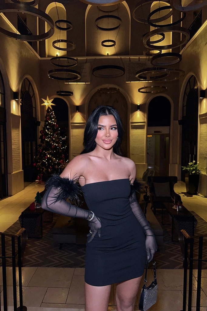 Fustan i zi me doreza me pupla